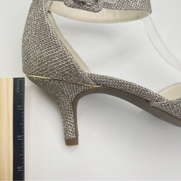 Anne Klein Womens Fabulist Textured Platinum Point Toe Heels Pumps Shoes 8 NEW - Picture 10 of 11